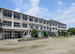 三輪中学校 中学校検索